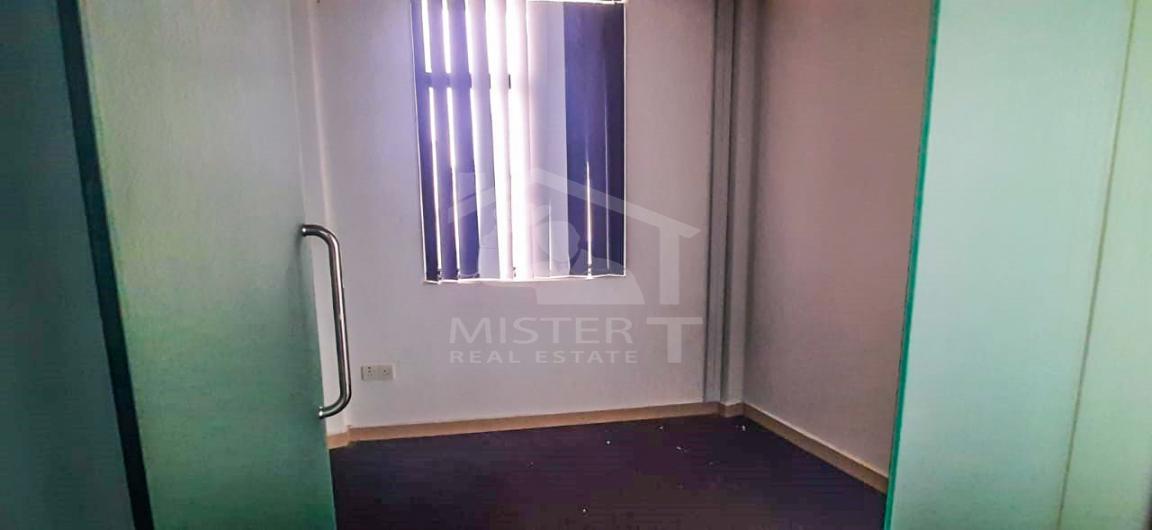 Office Space for Rent in Colombo 04- image 2