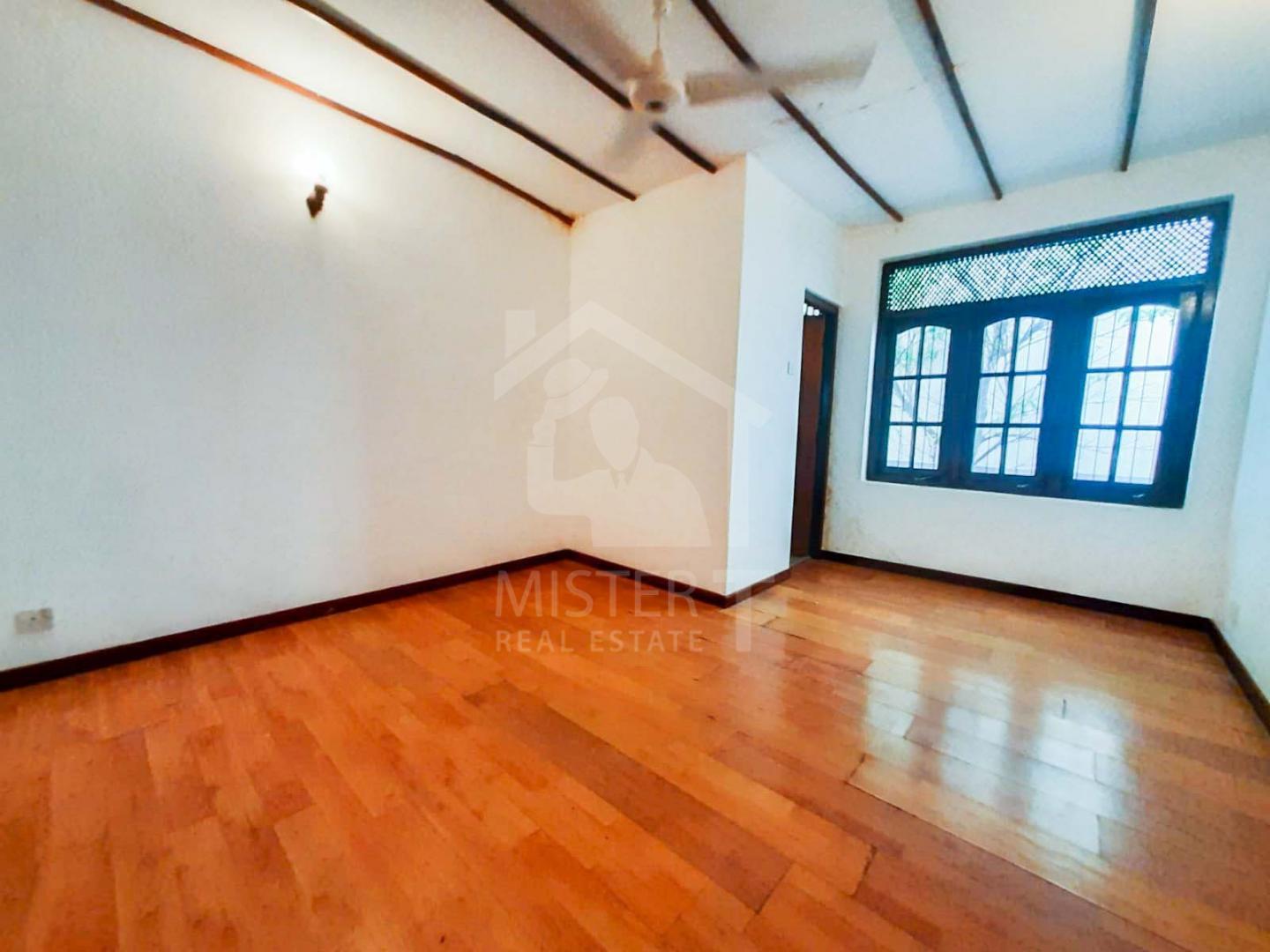 House for Rent in Colombo 05 - image 2