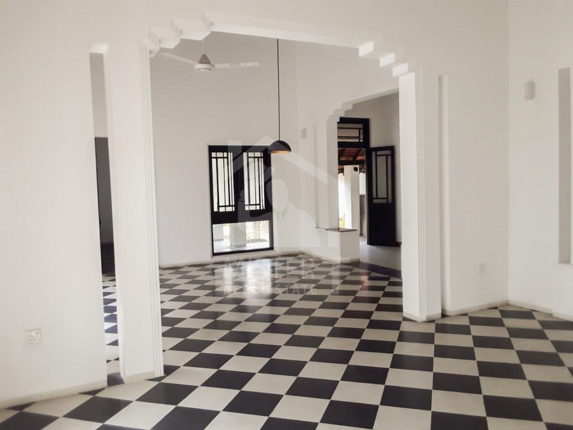 House for Rent in Colombo 05- image 2