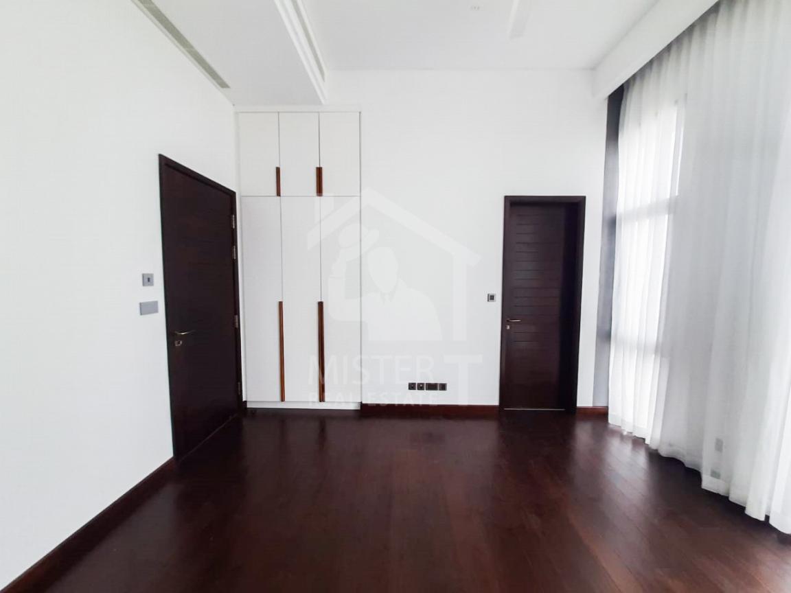 Penthouse for Rent at Altair, Colombo 02- image 2