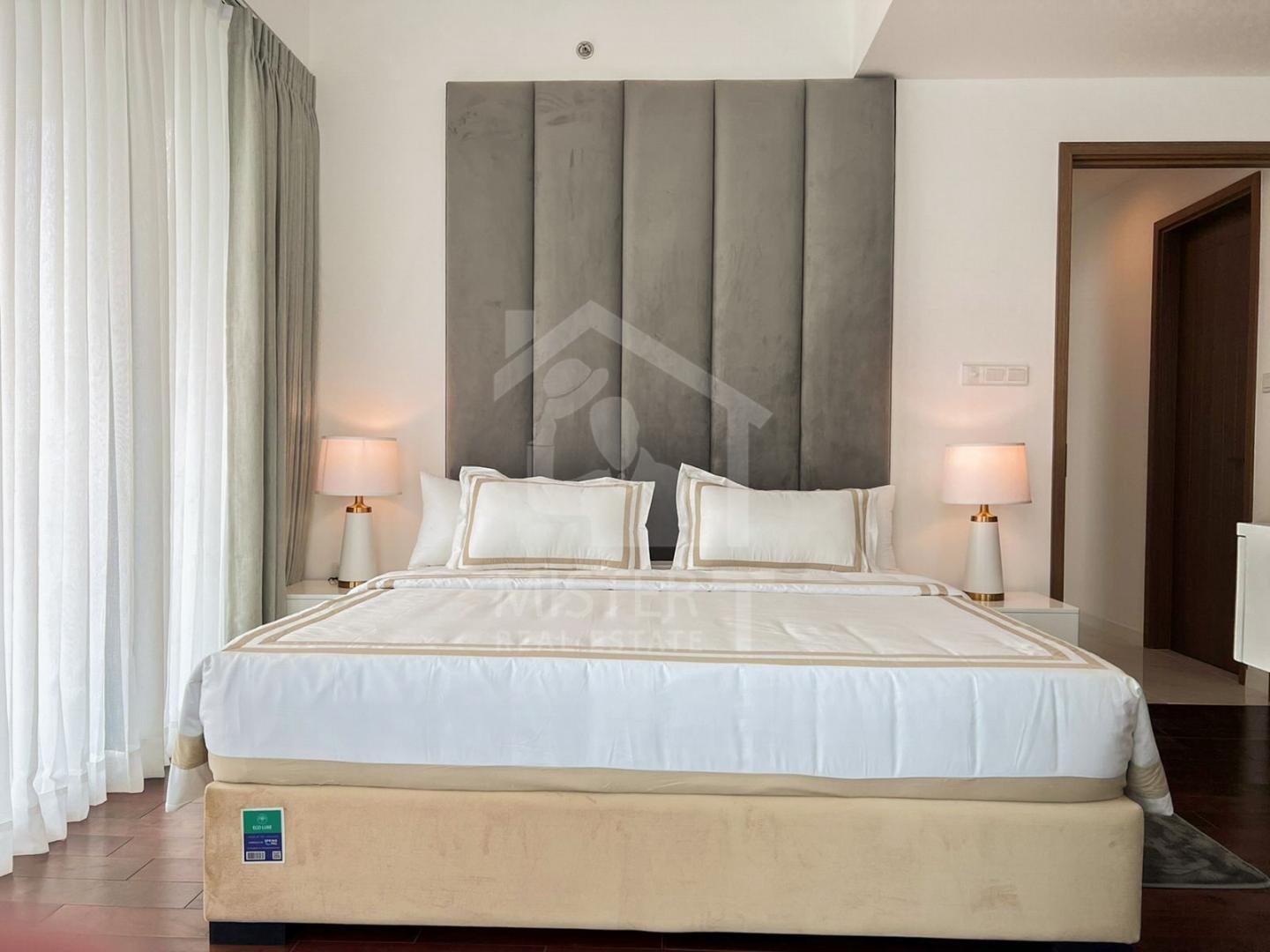 Apartment for Rent at Capitol Twin Peaks - image 2