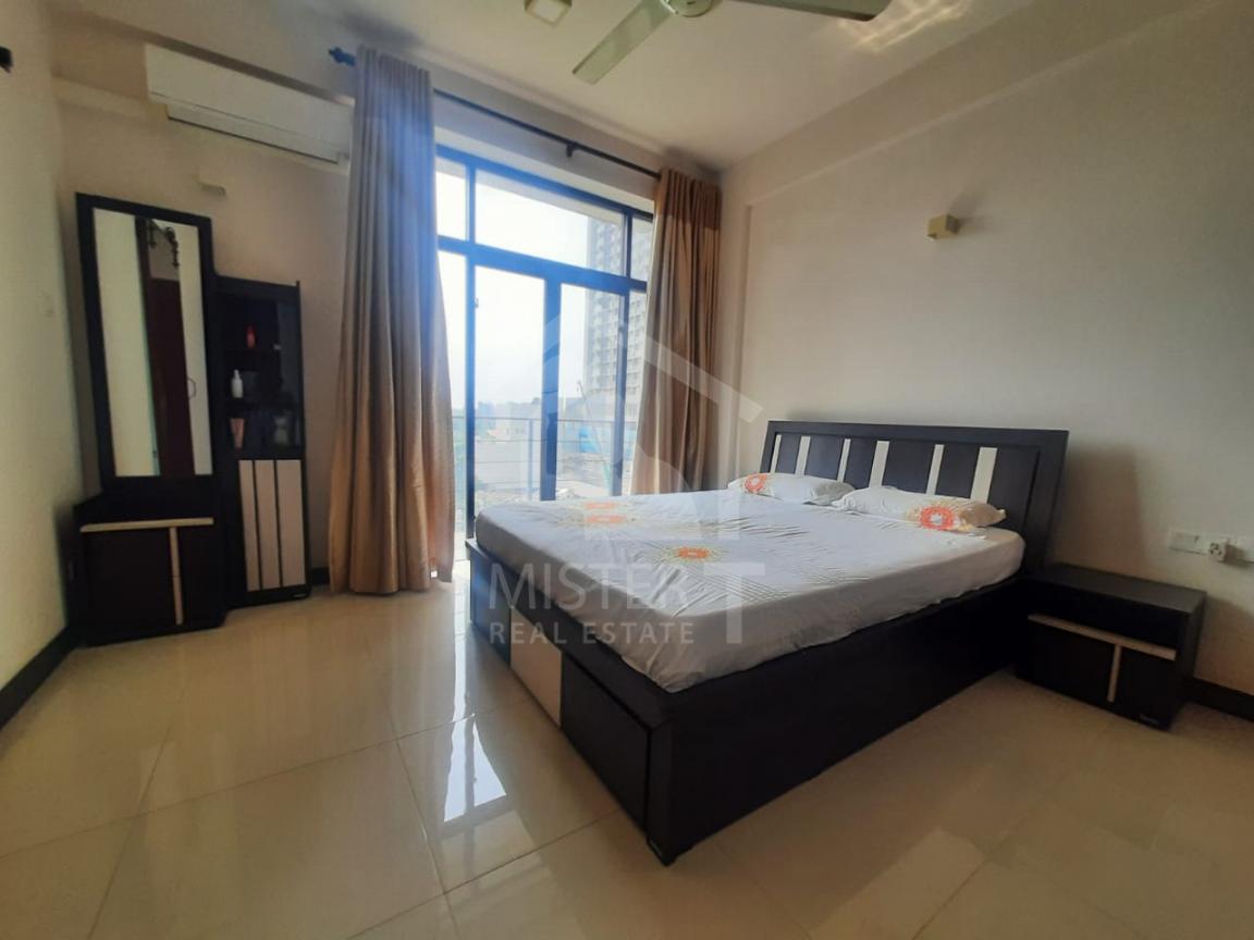 Apartment for Rent at The Verge - image 2