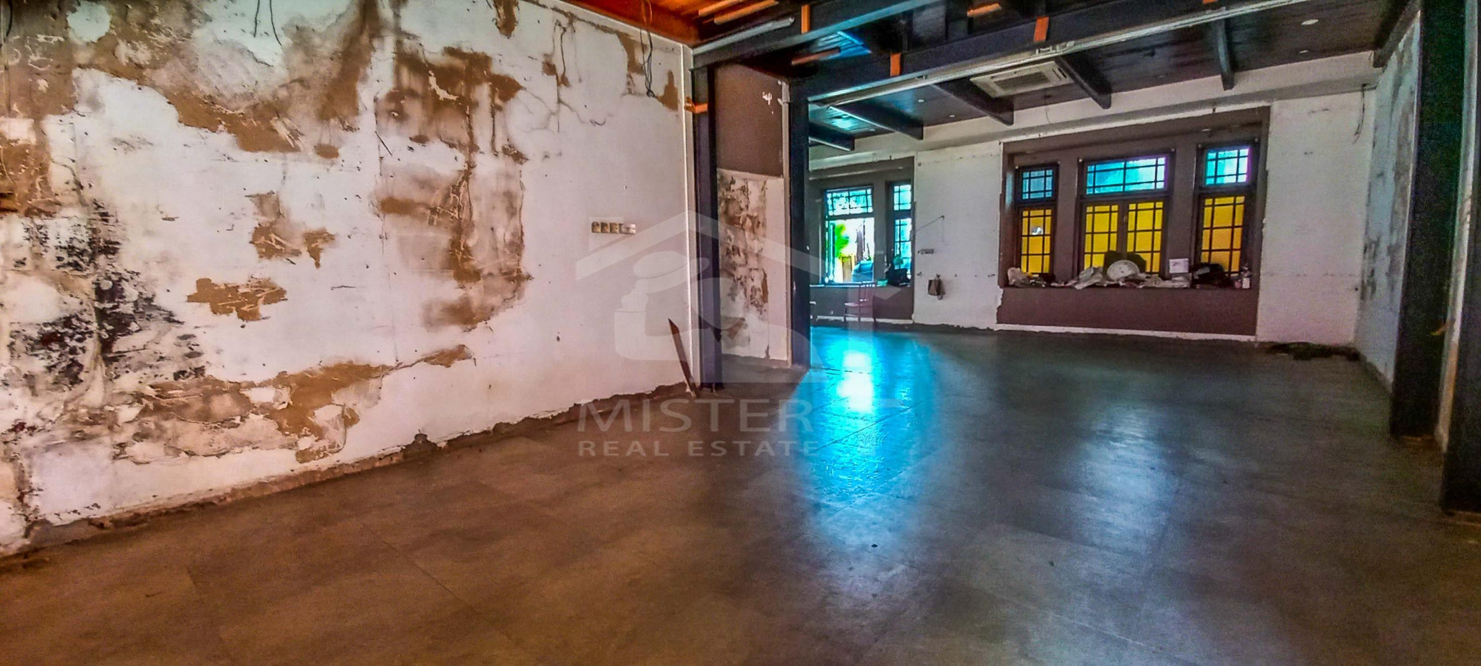 Commercial Property for Rent in Colombo 03 - image 3