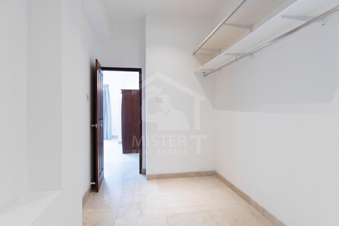 Apartment for Rent at Parkstreet Residencies - image 3