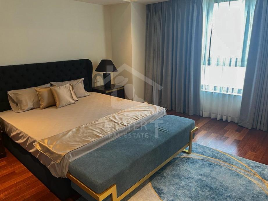 Apartment for Rent at Cinnamon Life, Colombo 02- image 3