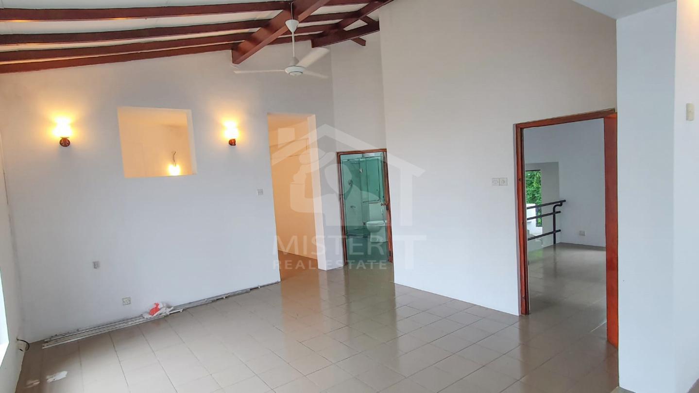 House for Rent in Colombo 05 - image 3