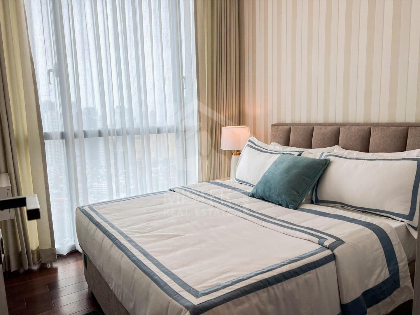 Apartment for Rent at Capitol Twin Peaks - image 3