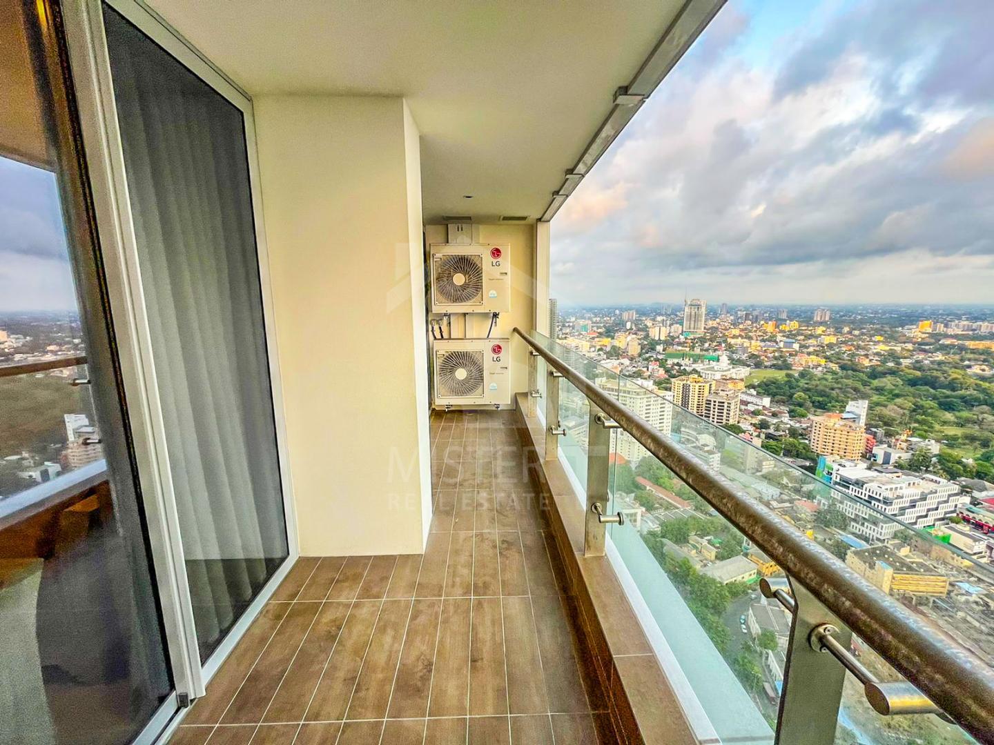 Apartment for Rent at Colombo City Centre - image 4