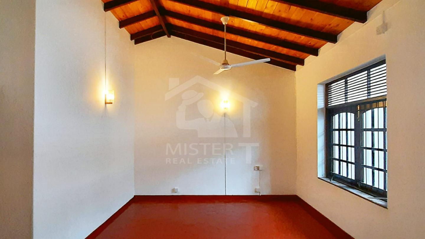 House for Rent in Colombo 08- image 4