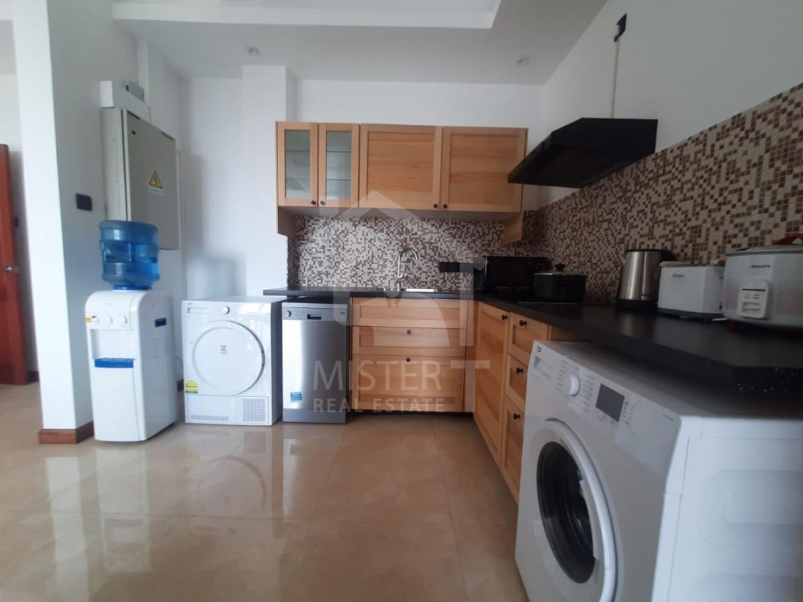 Apartment for Rent in Colombo 07- image 4