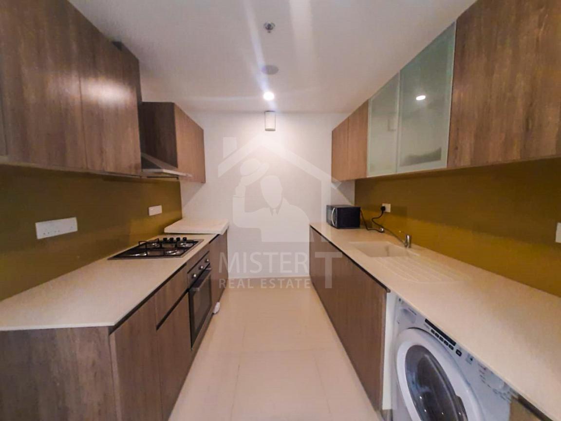 Apartment for Rent at Fairway Urban Homes - image 4