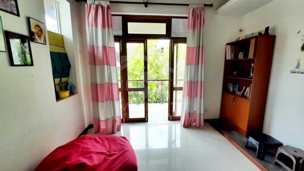 Modern House for Rent in Kotte - image 5