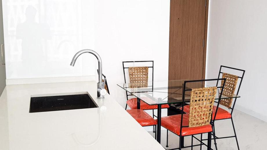 Apartment for Rent at Capitol Twin Peaks - image 5