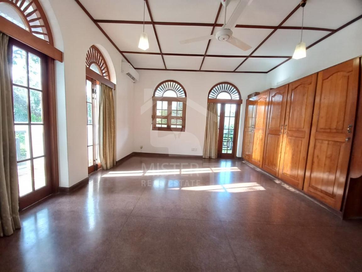 House for Rent in Colombo 08- image 5