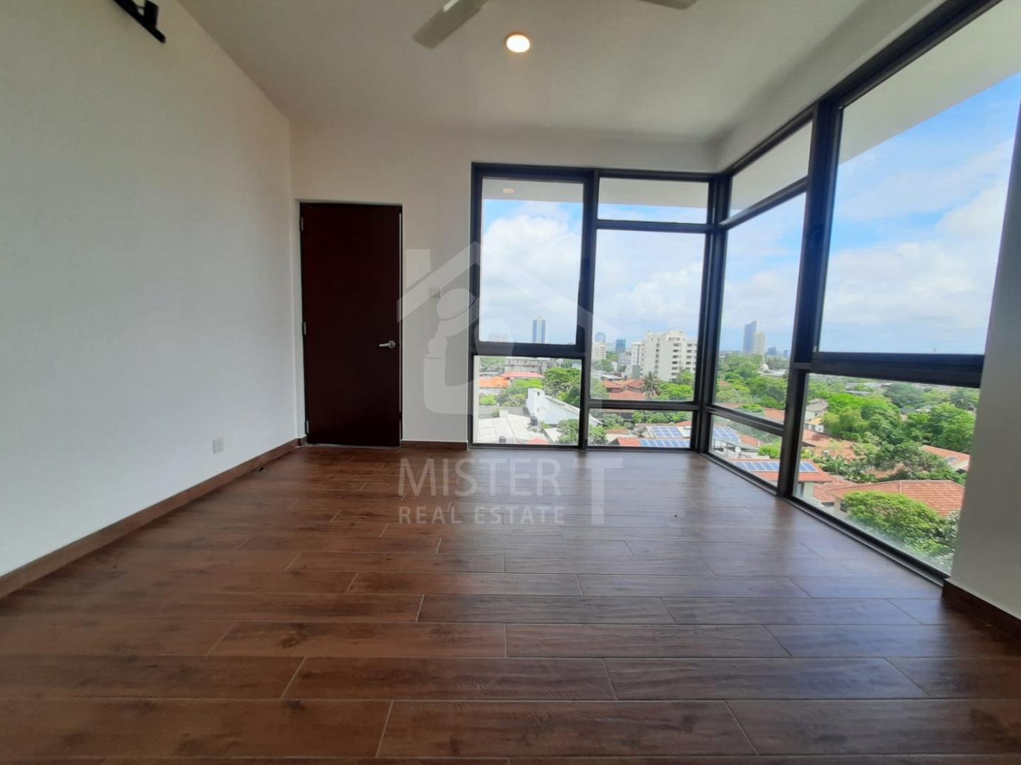 Apartment for Rent at The Everest - image 5