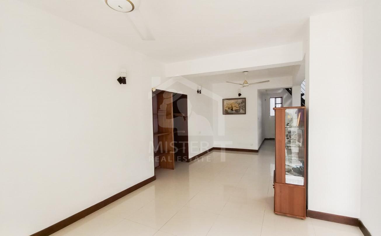 Private Apartment for Rent in Rajagiriya - image 5