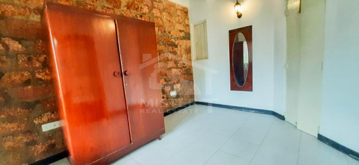 House for Rent in Colombo 08- image 5