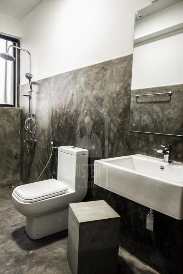 Hotel for Rent in Mount Lavinia- image 6