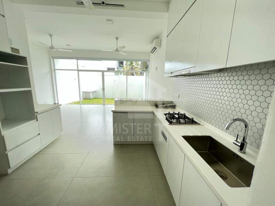 House for Rent Nugegoda - image 6