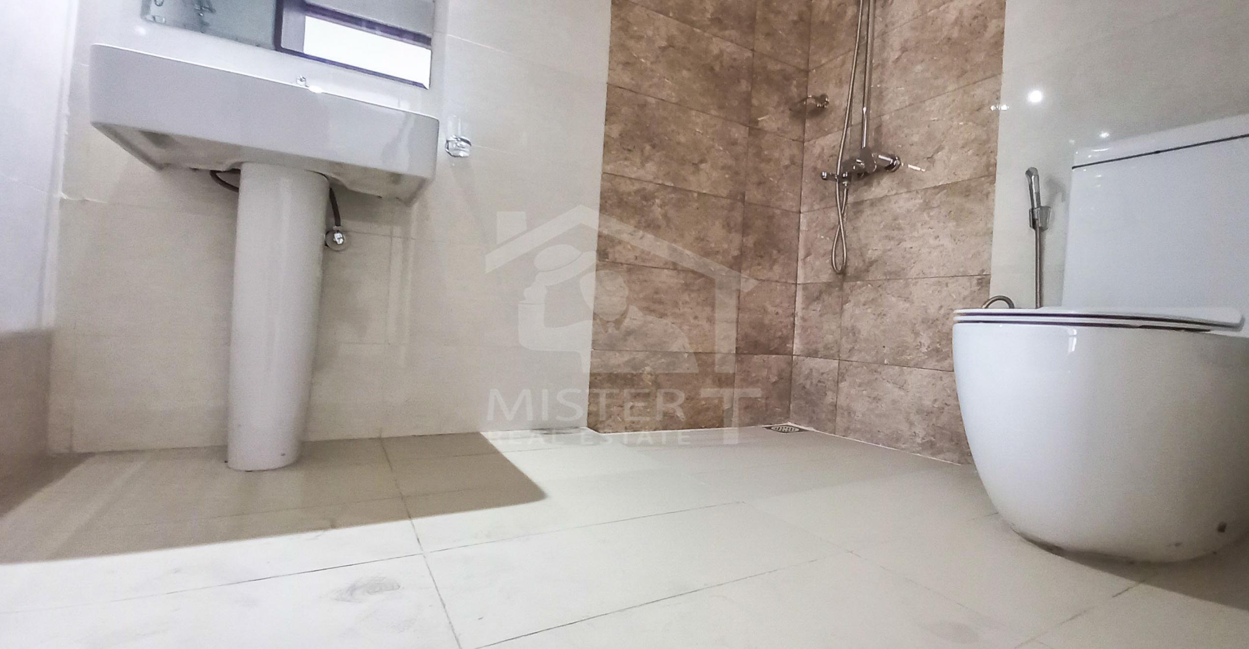 Apartment for Rent at Kingdom Residencies- image 7