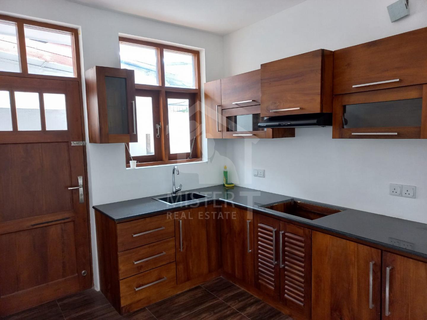 House for Rent in Dehiwala- image 9