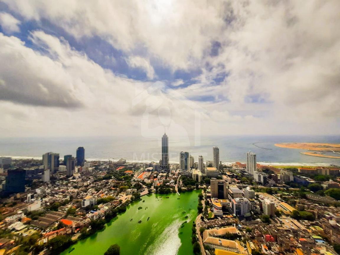 Duplex Penthouse for Rent at Altair - image 9