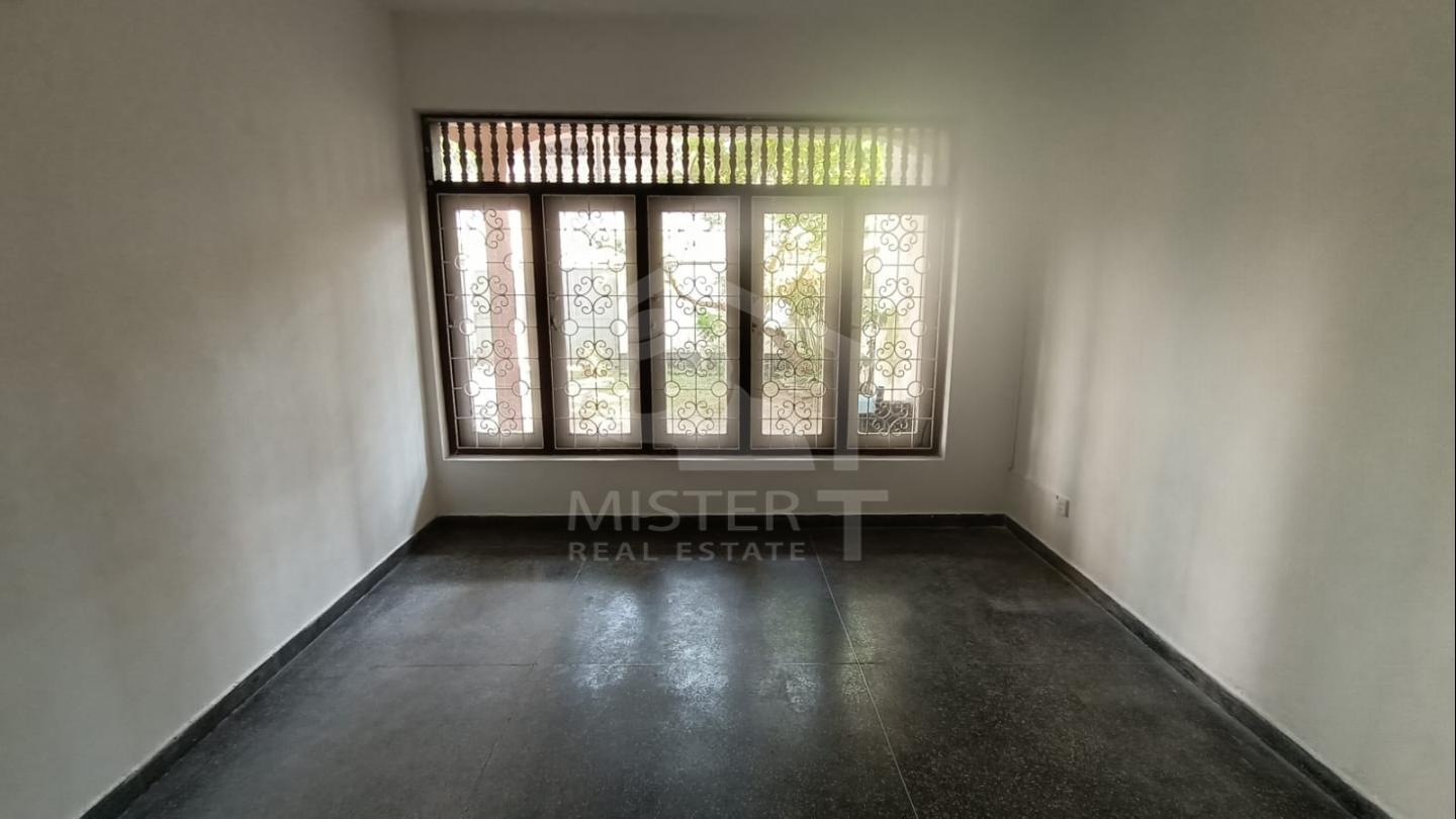 Commercial Property for Rent at Mount Lavinia- image 2