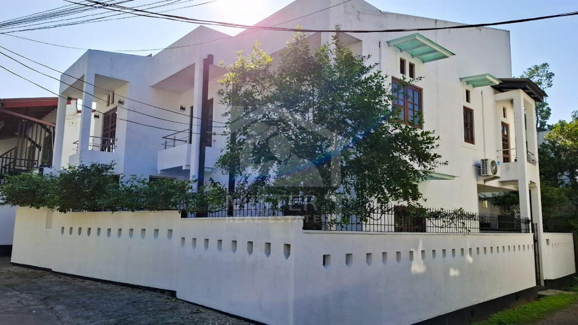 House for Sale in Thalawathugoda- image 10