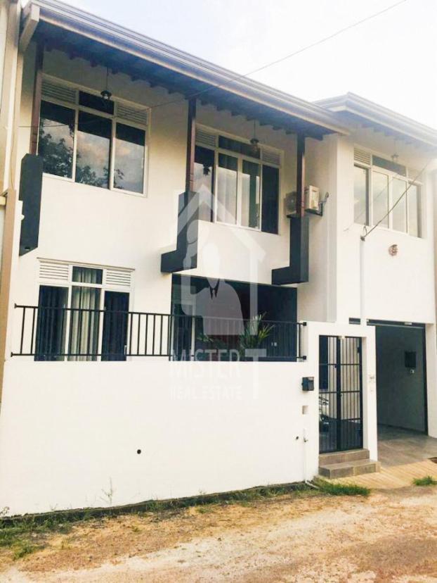 House for Sale in Kesbewa- image 1