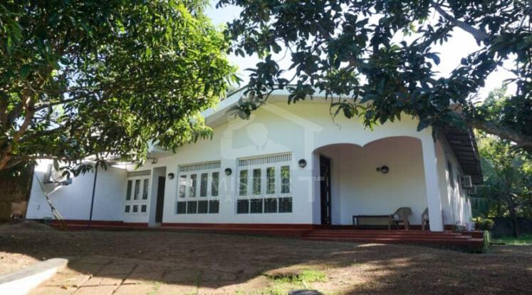 Villa For Sale In Ahangama- image 1