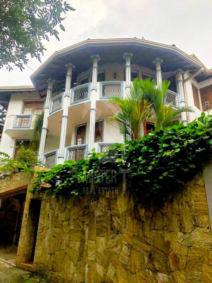 House For Sale In Rajagiriya- image 1