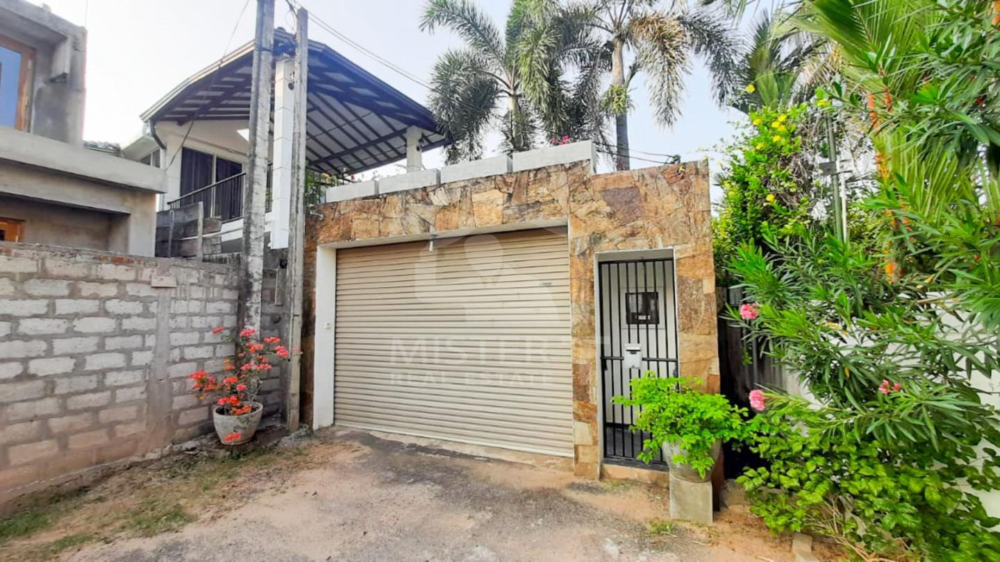 House for Sale in Mount Lavinia- image 1