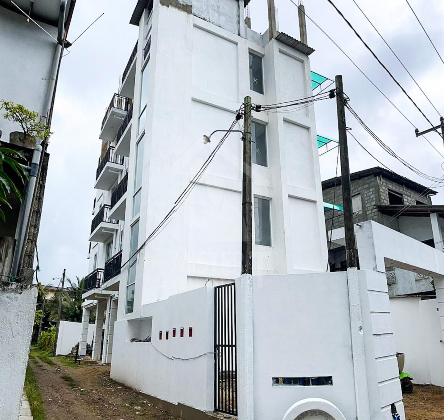 Private Apartment for Sale in Ratmalana- image 1