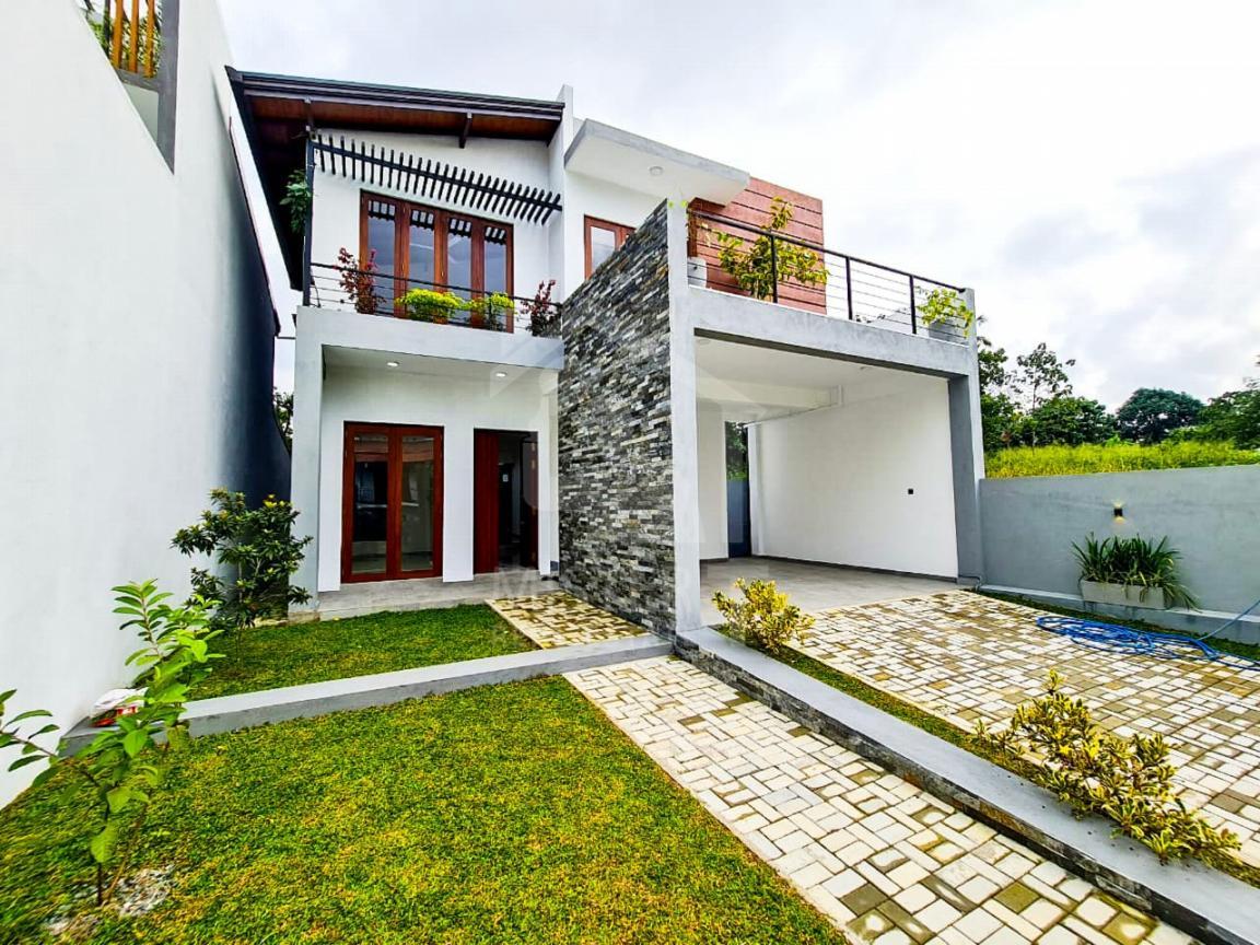 House for Sale in Malabe- image 1