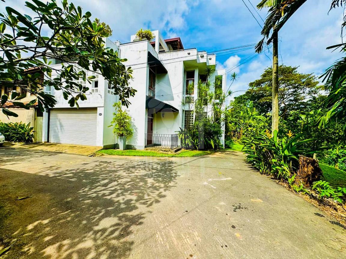 House for Sale in Nawala- image 1