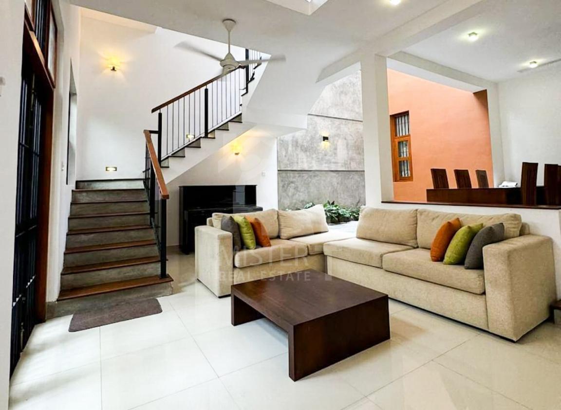 House for Sale in Nugegoda- image 1