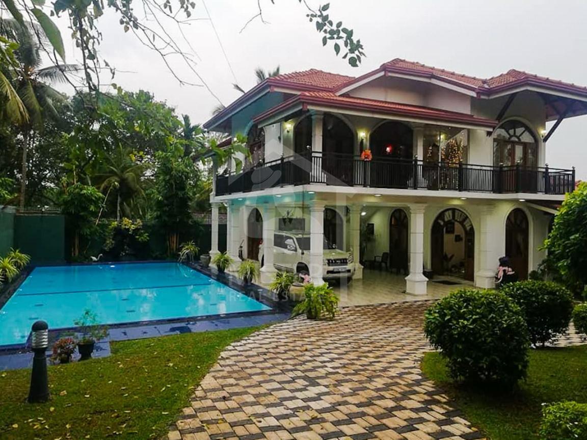 House for Sale in Kadawatha- image 1