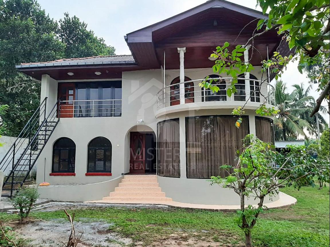 House for Sale in Kotikawatta- image 1