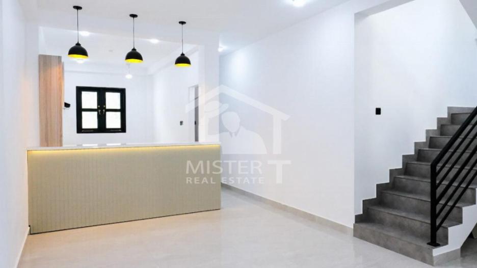 House for Sale in Mount Lavinia - image 1