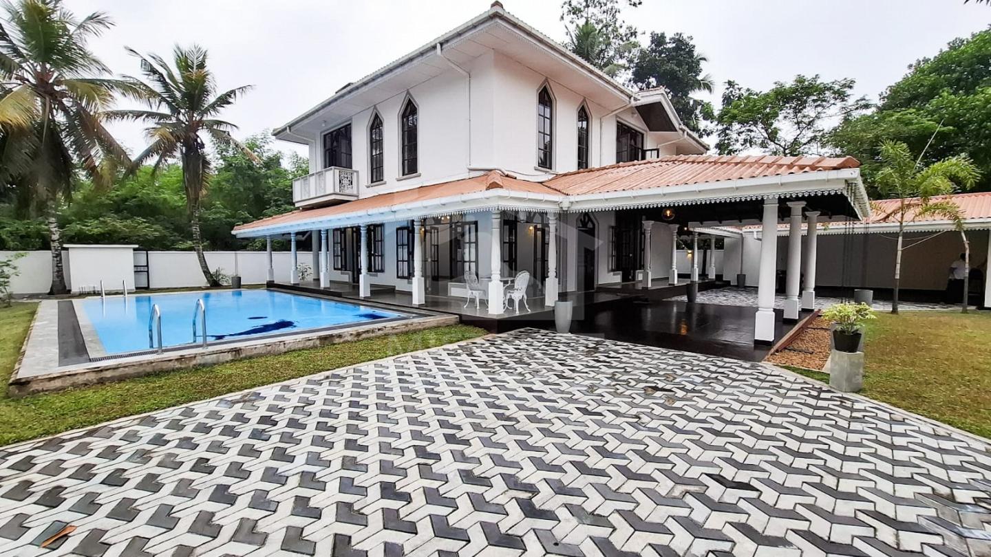 House for Sale in Battaramulla- image 1