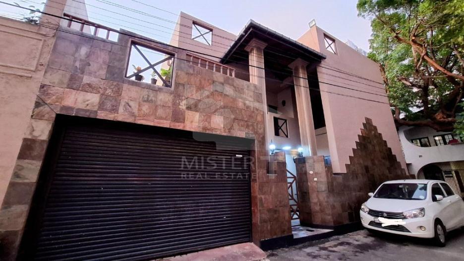 House for Sale in Colombo 07...