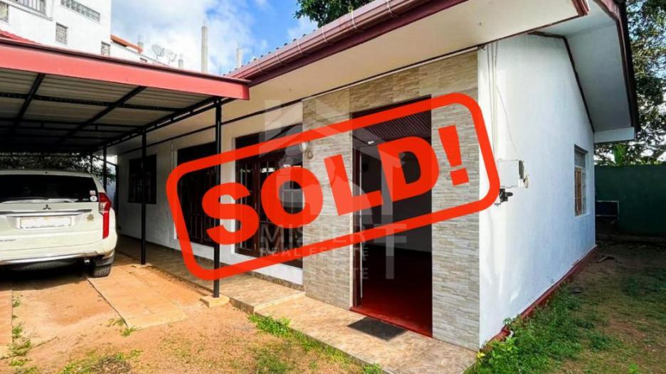 House for Sale in Dehiwala- image 1