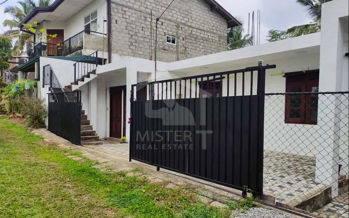 House for Sale in Polgasowita- image 1