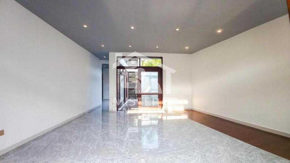 House for Sale in Kaduwela- image 1