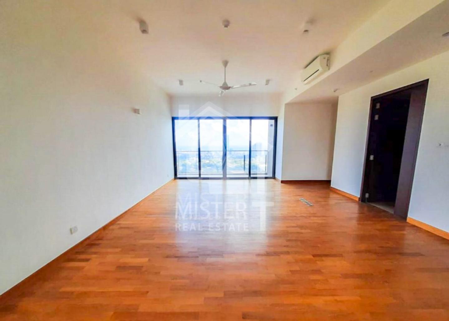 Apartment for Sale at Luna Tower, Colombo 02- image 1
