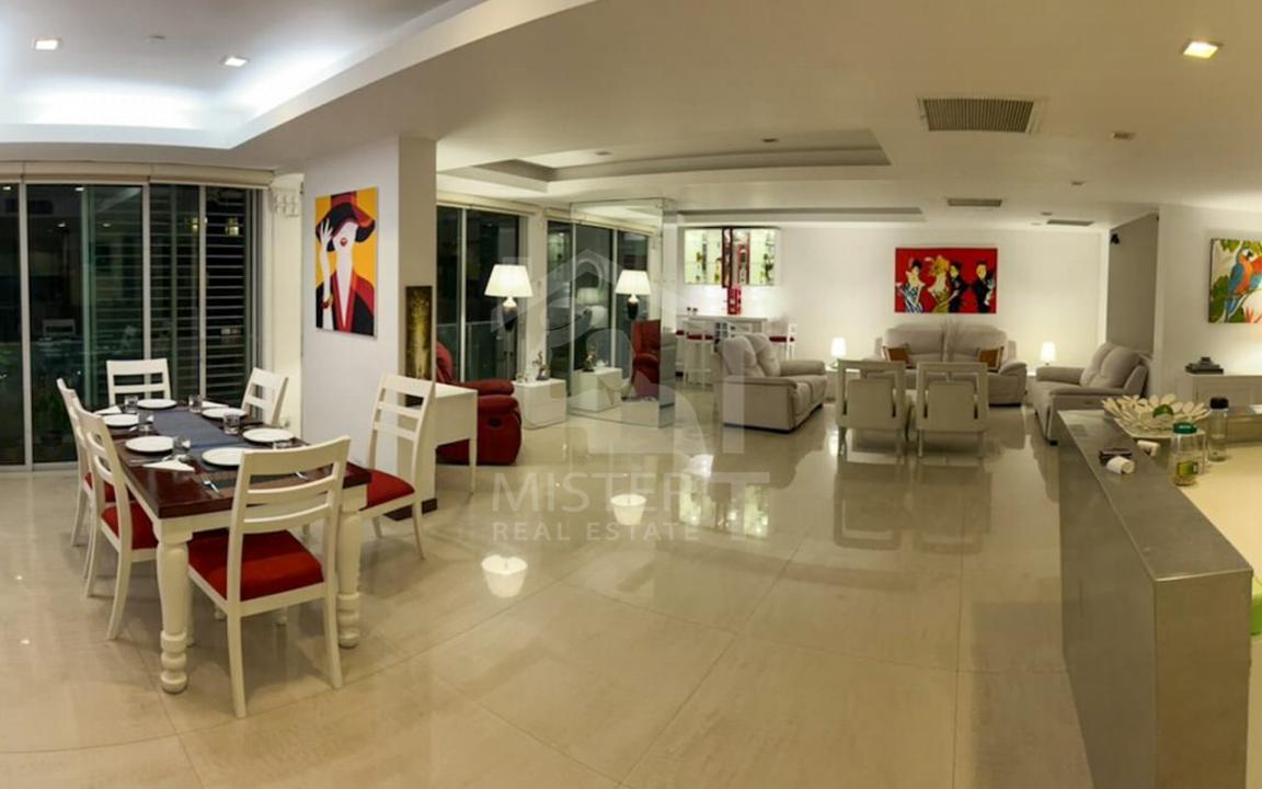 Apartment for Sale at The Monarch, Colom...