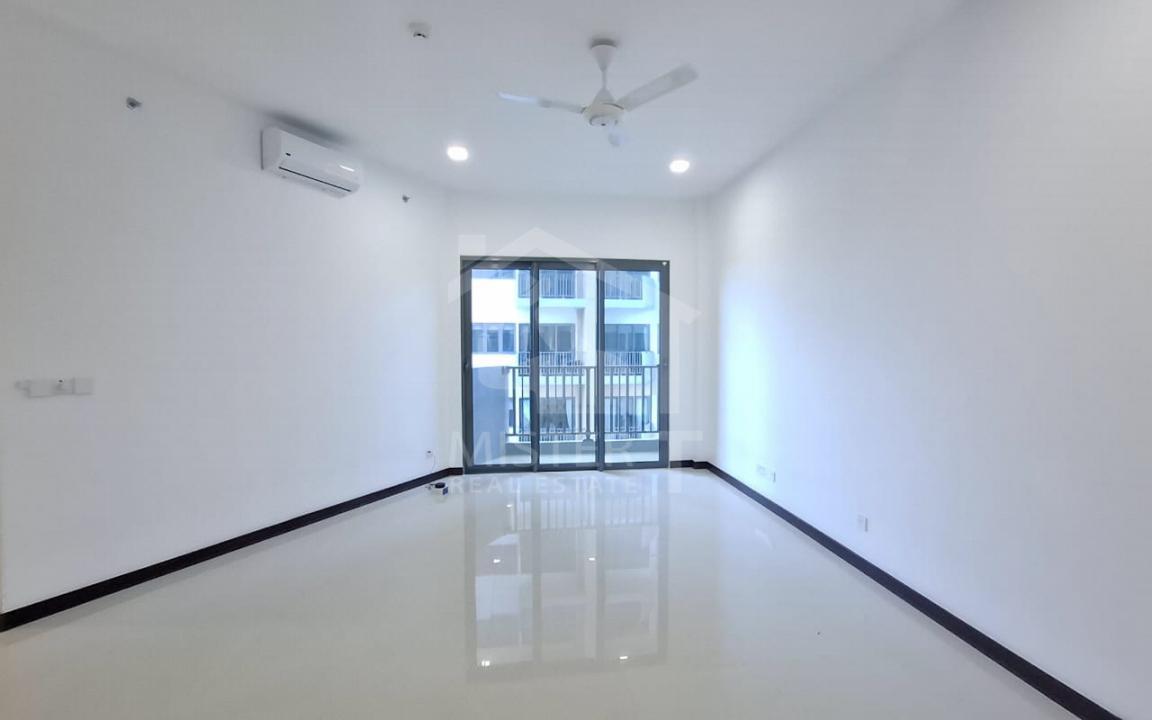 Apartment for Sale at Tri-Zen, Colombo 02- image 1