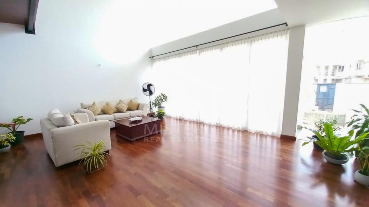 House for Sale in Thalangama- image 2