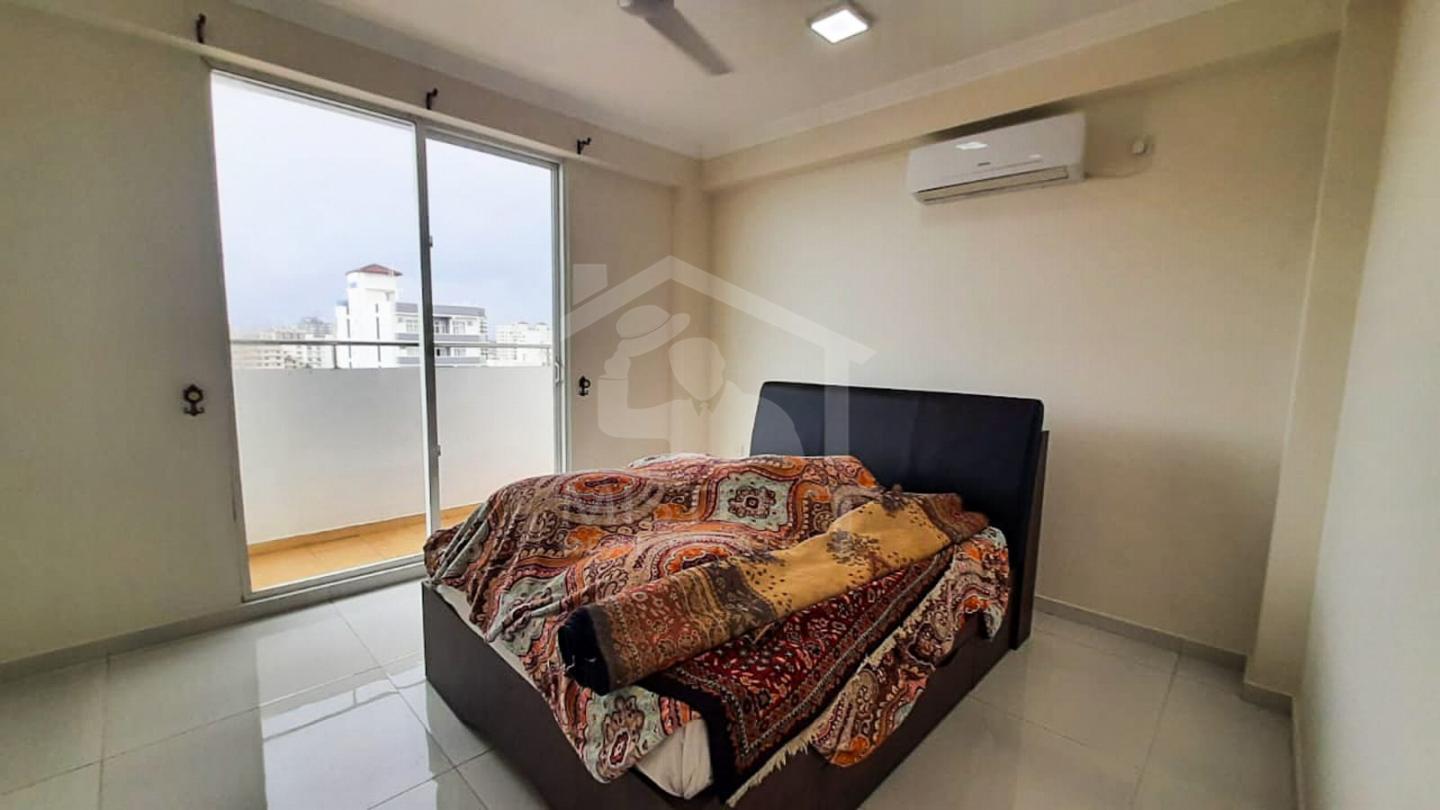 Apartment for Sale in Colombo 06- image 2