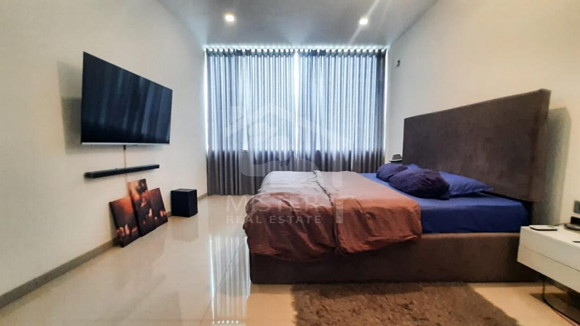 Apartment for Sale at Urbanest- image 2